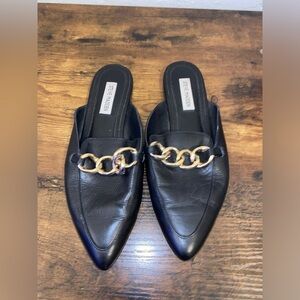 Steve Madden Forte chain mules in black color Size 8